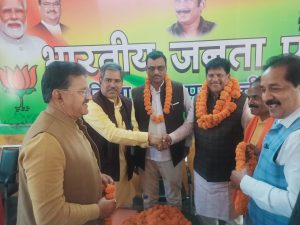 भरत सिंह बने भाजपा के नए जिलाध्यक्ष, पार्टी के संघर्ष और एकजुटता का हुआ जश्न 2 IMG 20250105 WA0017