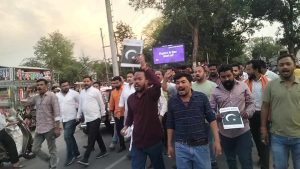 कुनकुरी में यूडी मिंज के विवादित पोस्ट पर गरमाया माहौल, भाजपा ने किया विरोध प्रदर्शन, गिरफ्तारी की मांग 2 IMG 20250428 21373107