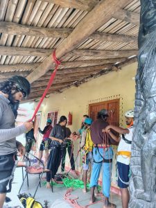 जशपुर से हिमालय तक: जनजातीय युवाओं की ऐतिहासिक चढ़ाई की तैयारी 2 IMG 20250826 WA0011