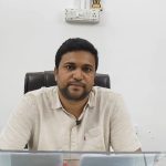 कुनकुरी में अग्रवाल समाज का विरोध प्रदर्शन, नगर पंचायत अध्यक्ष विनयशील गुप्ता बोले – मेरा उद्देश्य किसी समाज को ठेस पहुँचाना नहीं, लड़ाई सरकार से है